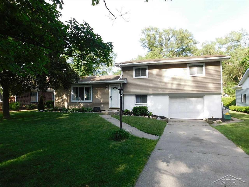 1st image of 1700 Wilson Ave