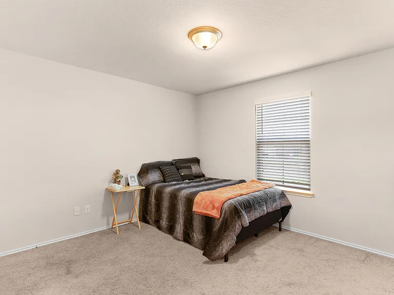 6008 Amelia Earhart Blvd — Photo 10