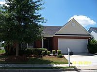 1st image of 811 Village Pl