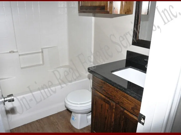 1206 Oney Hervey Dr #B — Photo 10