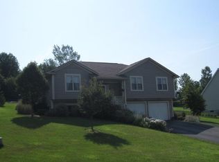 108 Longview Blvd, Livonia, NY 14487