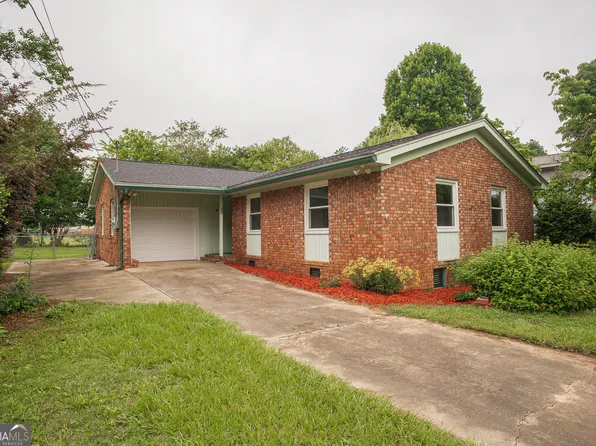 211 Sunnydale Dr, Warner Robins, GA 31088