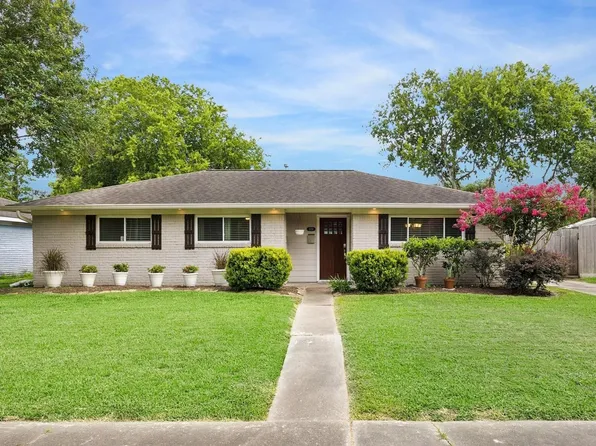 5759 Firenza Dr, Houston, TX 77035
