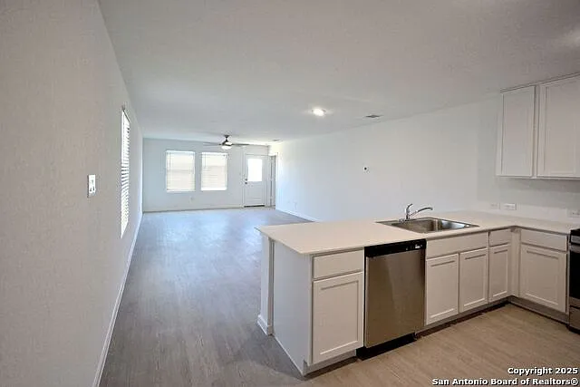 1517 Hummock Steep — Photo 8