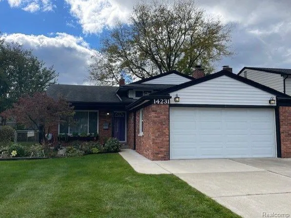 14231 Elgin St, Oak Park, MI 48237