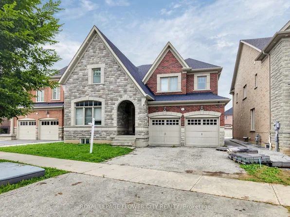 5 Decorso Dr N, Brampton, ON L6P 3T7