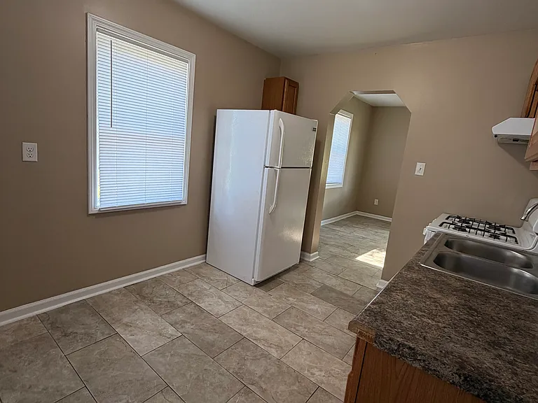 2151 Clark Rd — Photo 4