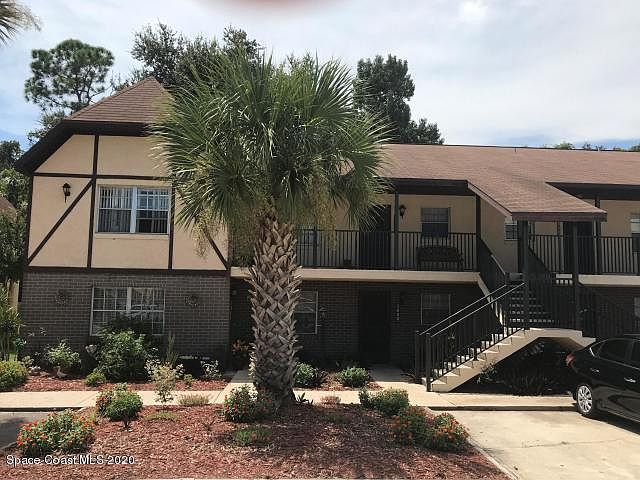 1st image of 3013 Sir Hamilton Cir #10
