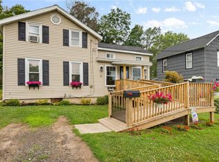 11 Orchard St, Clyde, NY 14433