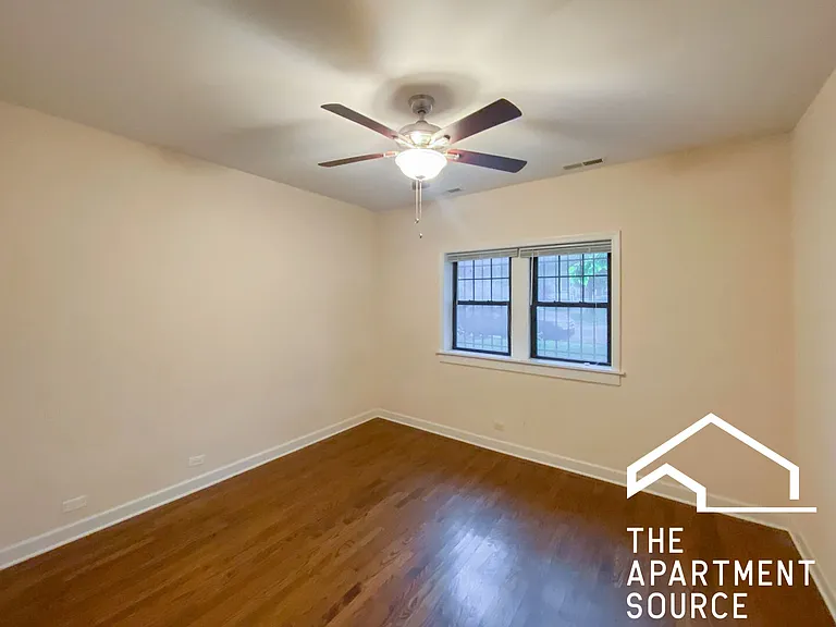 1826 W Leland Ave #1 — Photo 4