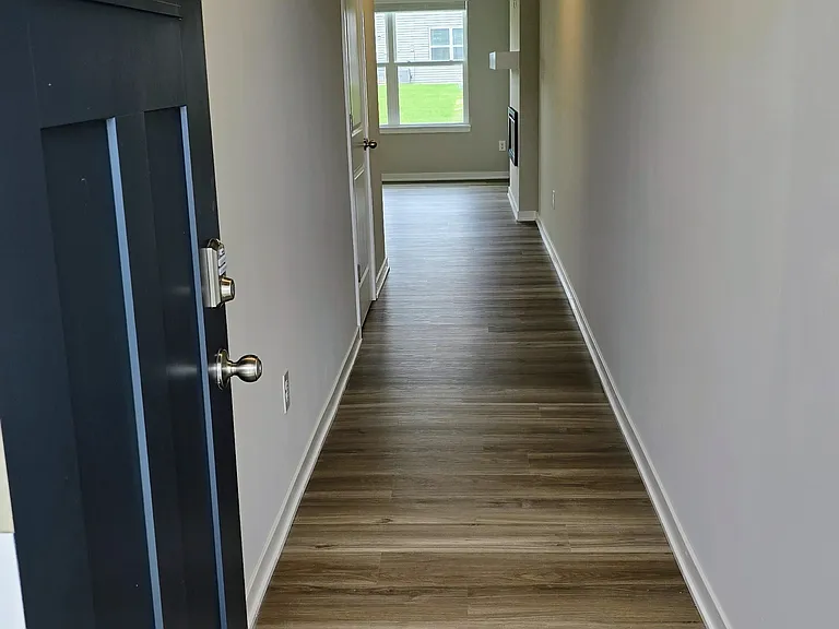 523 Kinley Dr #1 — Photo 6