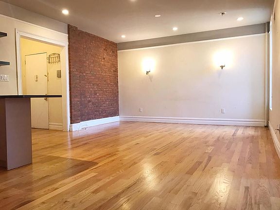 4th image of 1140 Bergen St #10