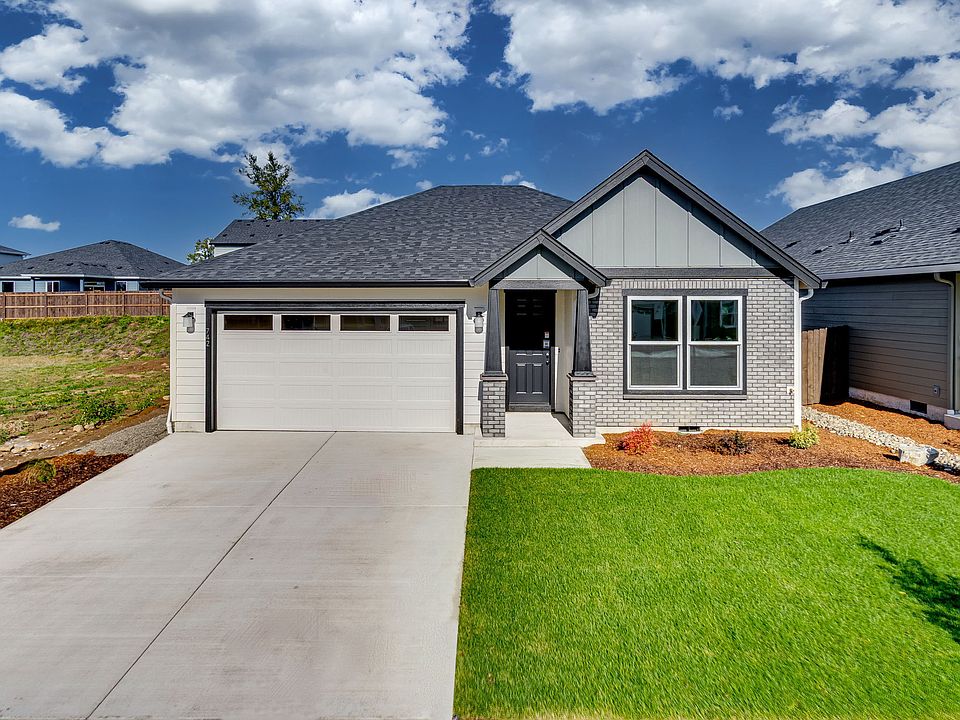 742 NW 28TH ST by Aho Construction