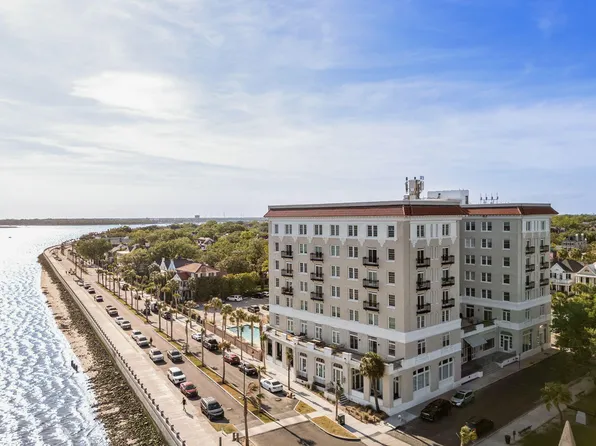 1 King St APT 501, Charleston, SC 29401