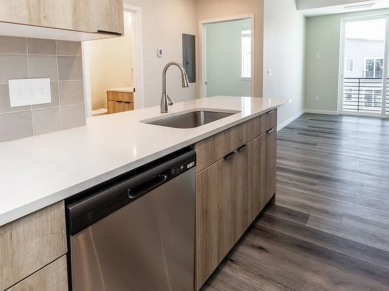 810 S Weber St — Photo 47