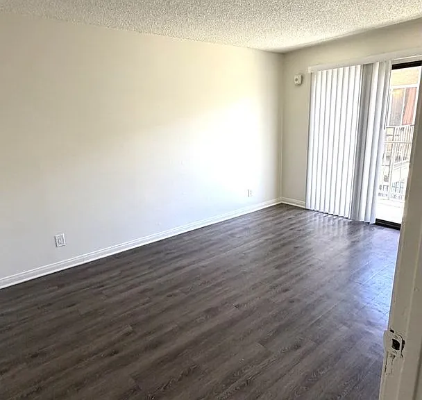1160 Pacific Ave — Photo 2