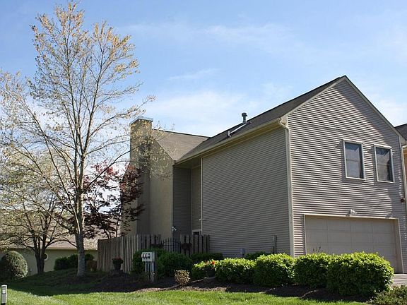 2nd image of 8606 Old Carriage Ct