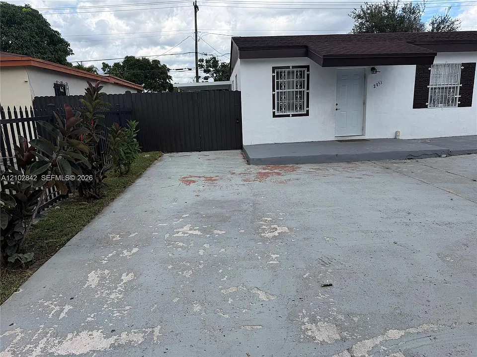 2951 NW 154th Ter #2