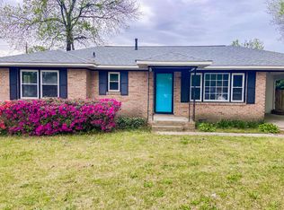 1010 Woodlawn Dr, Camden, SC 29020