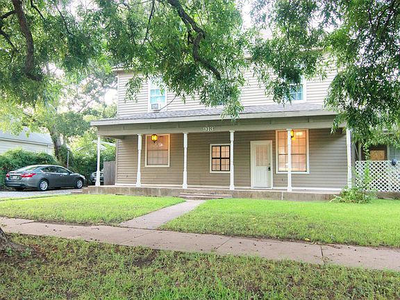 Water, Trash & Sewer Included!!!