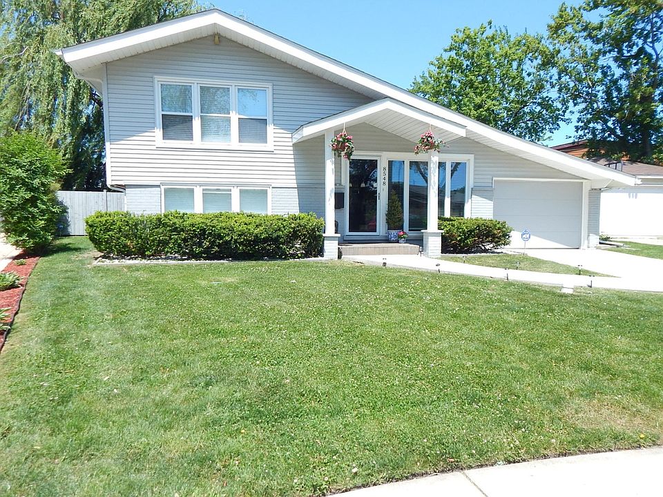 1st image of 8548 N Belleforte Pl