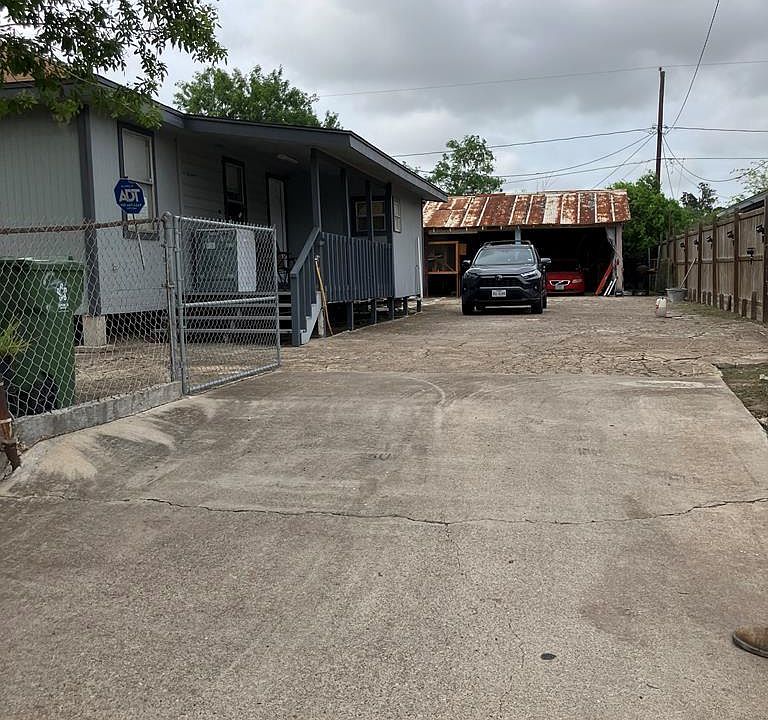1st image of 2418 Gregory Ave