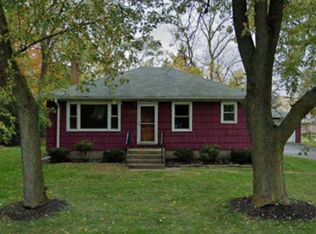 17712 Paxton Ave, Lansing, IL 60438