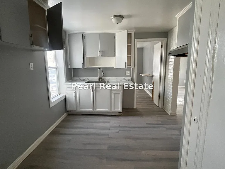 4117 Guilford St — Photo 3