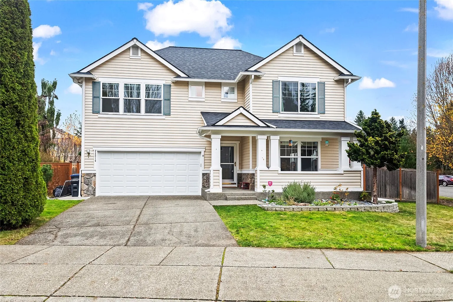 24314 237th Way SE photo 1