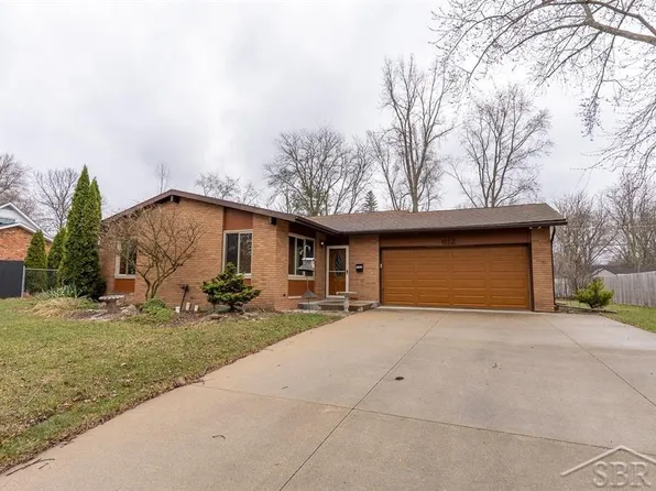 612 Adams Dr, Midland, MI 48642