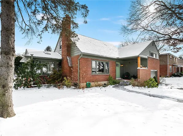 2436 Langhorne Dr, Bethlehem, PA 18017