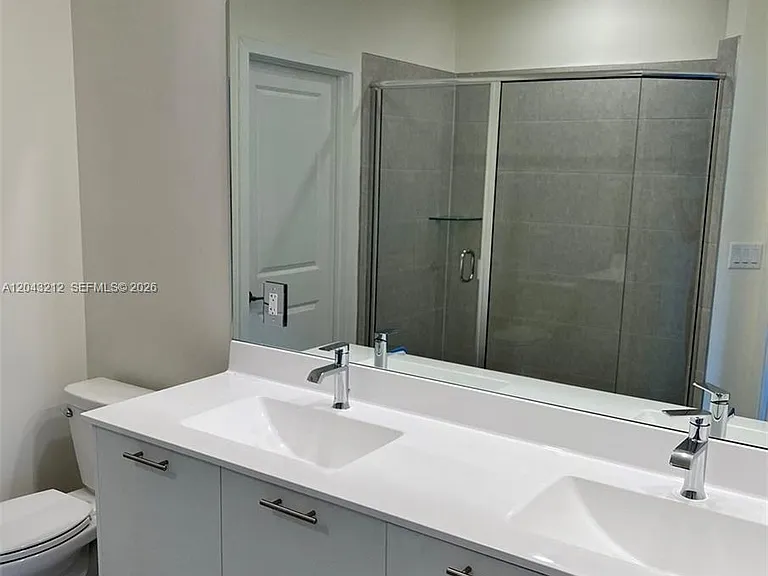 10270 NW 66th St #105 — Photo 12