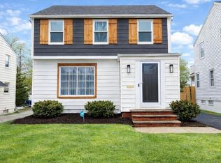 3513 Boynton Rd, Cleveland Heights, OH 44121