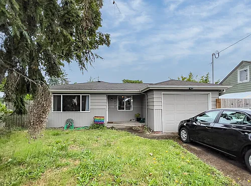 7872 SE 65th Ave Photo 1