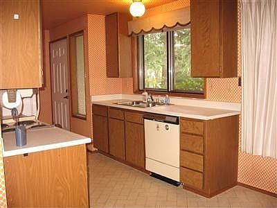 2nd image of 102 S 325th Pl
