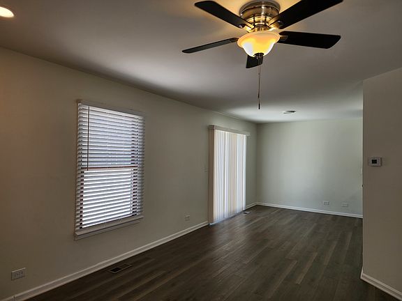 3rd image of 1105 Monroe Ave