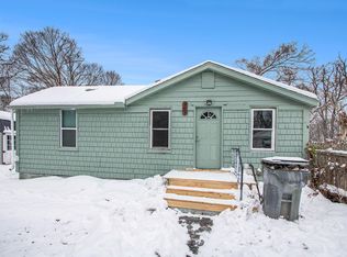389 Parker Ave, Benton Harbor, MI