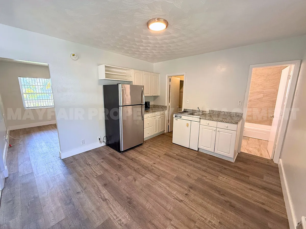 Photo 2 of 14 - 312 NE 15th Ave #10 - Fort Lauderdale, FL Building Photo - 312 NE 15th Ave #10