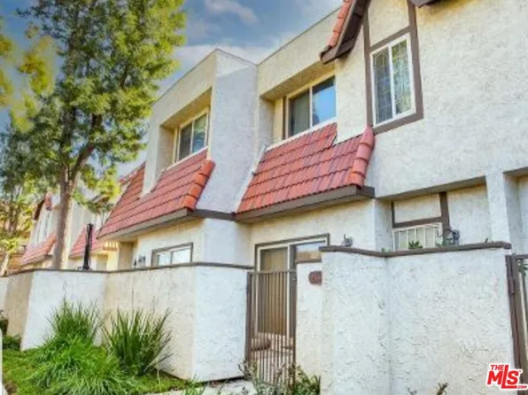 27656 Ironstone Dr APT 2, Santa Clarita, CA 91387