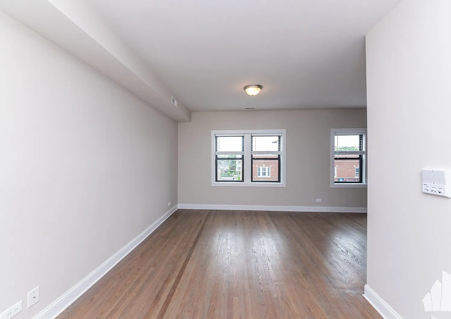 1 bed, 1.0 bath, $2,195 — Photo 3