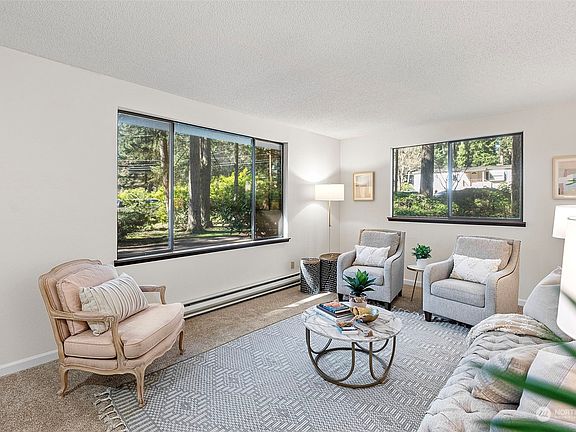 3rd image of 14712 Parkdale Drive NW