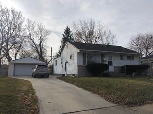 8835 W Bender Ave, Milwaukee, WI 53225