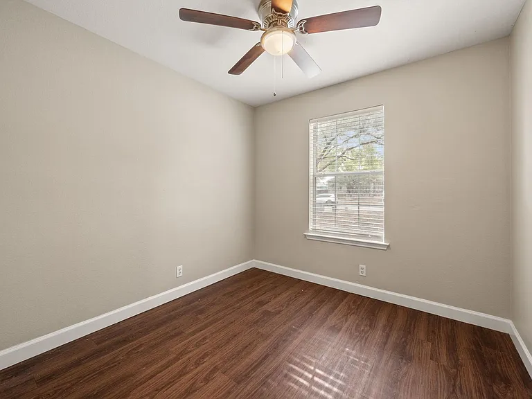 4904 Gnarled Oak Cv — Photo 13