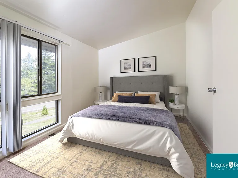 Legacy Bay Townhomes — Photo 9