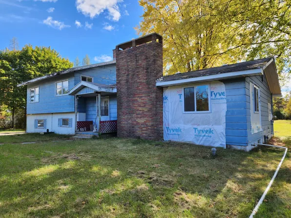 5801 E Garfield Rd, Hesperia, MI 49421