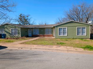 42 Mundt St, Denison, TX 75020