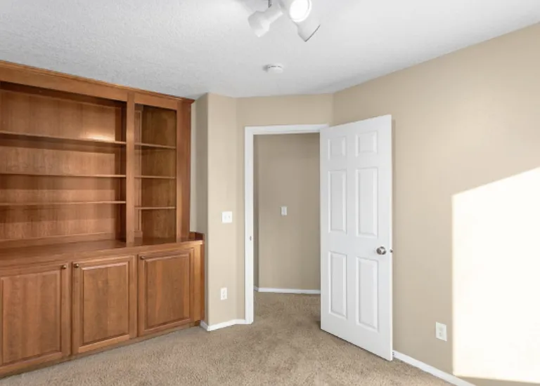 1022 SE Bacarra St — Photo 11
