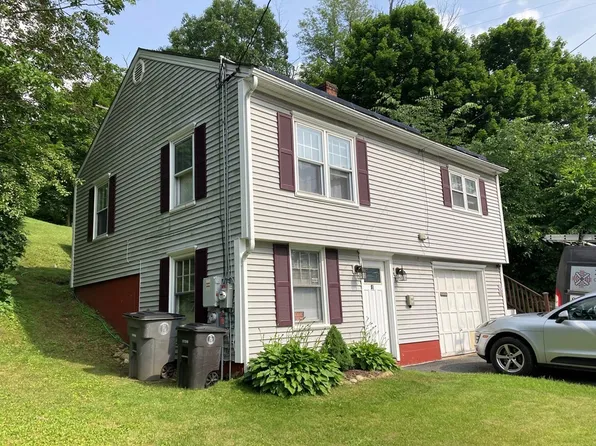81 Green St, Gardner, MA 01440