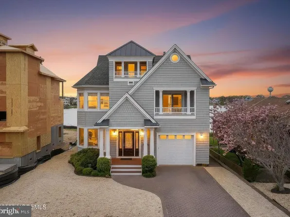 1413 Ocean Ave, Point Pleasant Beach, NJ 08742