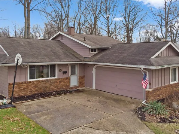 649 Augdon Dr, Elyria, OH 44035